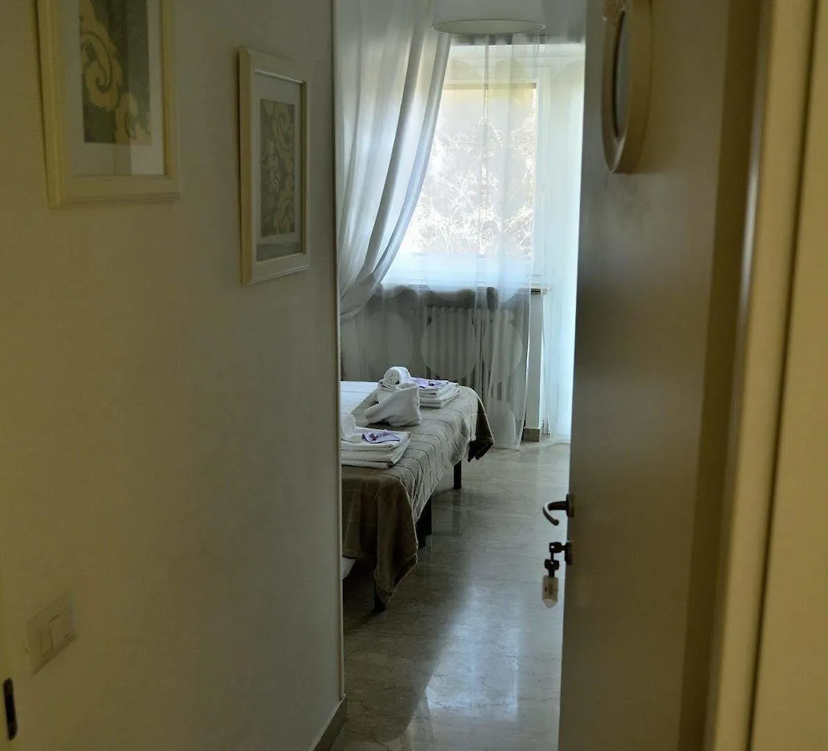 Rome&Suites 2*, Rome Italy